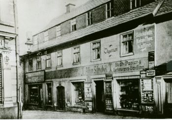 Fachwerkhaus mit Kollonaden/ Bürgerhaus, Hauptmarkt 6 / nach 1904