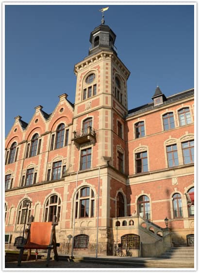 Aktuelle Außenansicht Rathaus Stollberg